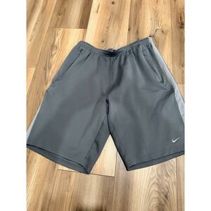 Nike Athletic Shorts Men's Gray Small Pockets Drawstring 9" Inseam Dri-Fit